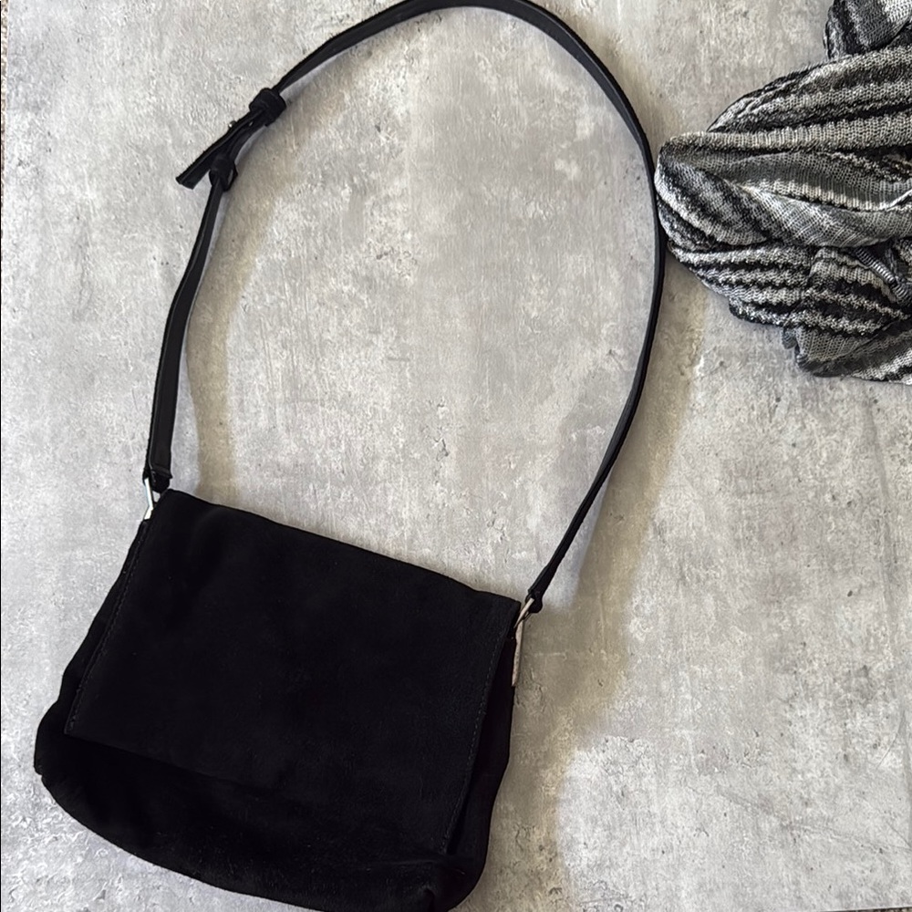 Naturalizer Suede Bag - Black